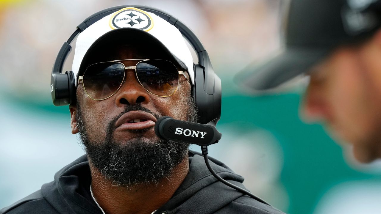 Pittsburgh Steelers Head Coach, Mike Tomlin, is shown on the sideline during the game at MetLife Stadium, Sunday, September 7, 2025, in East Rutherford.