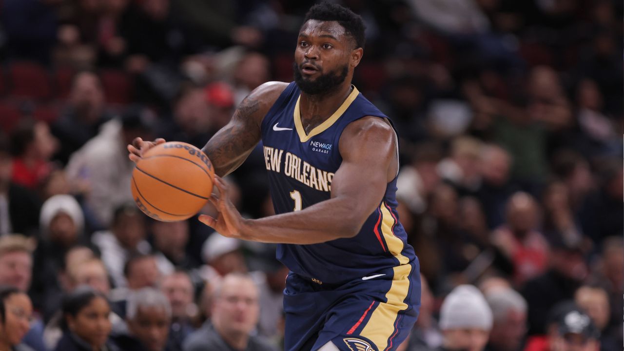 Zion Williamson 1 of the New Orleans Pelicans during the first half against the Chicago Bulls on January 14, 2025 at the United Center in Chicago, Illinois.