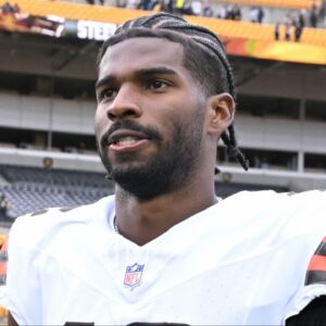 Cleveland Browns quarterback Shedeur Sanders (12) leaves the field following the game against the Pittsburgh Steelers at Acrisure Stadium.