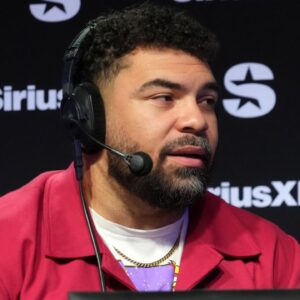 Feb 7, 2024; Las Vegas, NV, USA; Pittsburgh Steelers defensive tackle Cam Heyward on the SportsGrid SiriusXM radio set on radio row at the Super Bowl 58 Media Center at the Mandalay Bay resort and spa. Mandatory Credit: Kirby Lee-Imagn Images