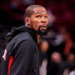 Houston Rockets forward Kevin Durant (7) warms up prior to the game against the Brooklyn Nets at Toyota Center.