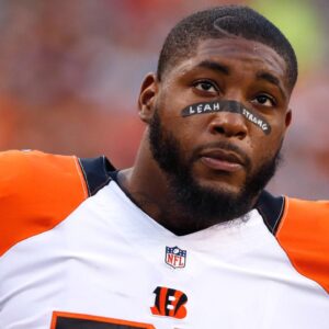 Cincinnati Bengals defensive tackle Devon Still (75) against the New York Giants in a preseason NFL football game at Paul Brown Stadium. The Bengals won 23-10.