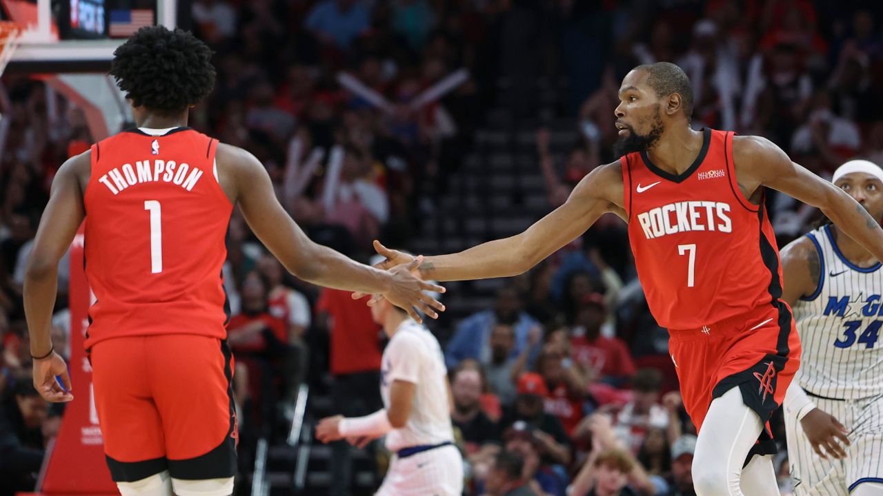 Amen Thompson and Kevin Durant