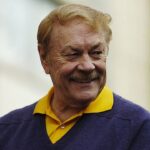 Dr. Jerry Buss (Los Angeles Lakers) anläßlich seiner Ehrung auf dem Hollywood Walk of Fame - (Icon40376346) Basketball Herren Walk of Fame 2006