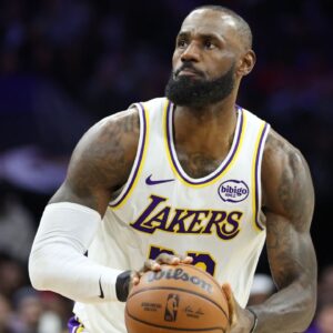 Los Angeles Lakers forward Lebron James (23) shoots against the Philadelphia 76ers during the fourth quarter at Xfinity Mobile Arena.
