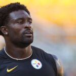 Pittsburgh Steelers wide receiver DK Metcalf (4) warms up before the game against the Tampa Bay Buccaneers at Acrisure Stadium.