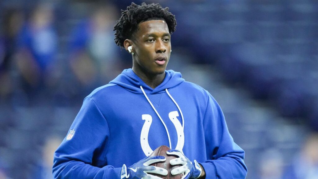 Indianapolis Colts cornerback Sauce Gardner (1) warms-up on the field Sunday, Dec. 28, 2025, ahead of the game against against the Jacksonville Jaguars at Lucas Oil Stadium in Indianapolis.