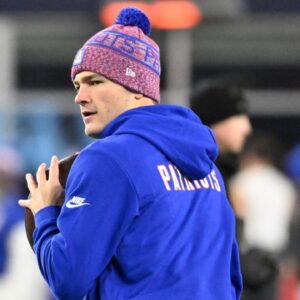 New England Patriots quarterback Drake Maye (10) warms up prior to the game against the New York Giants at Gillette Stadium.