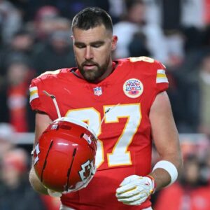 Kansas City Chiefs tight end Travis Kelce (87) warms up prior to the game against the Houston Texans at GEHA Field at Arrowhead Stadium.