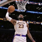 Los Angeles Lakers forward Lebron James (23) dunks in the second half against the Sacramento Kings at Crypto.com Arena.