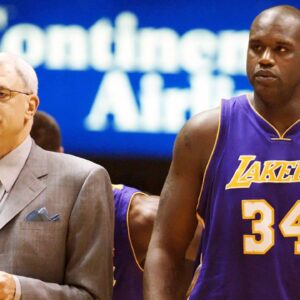 Headcoach Phil Jackson (li.) und Shaquille O Neal (beide Los Angeles Lakers) Basketball Herren NBA 2003 2004, New Jersey - Los Angeles Lakers 83:100, LA, L.A. Gruppe New Jersey