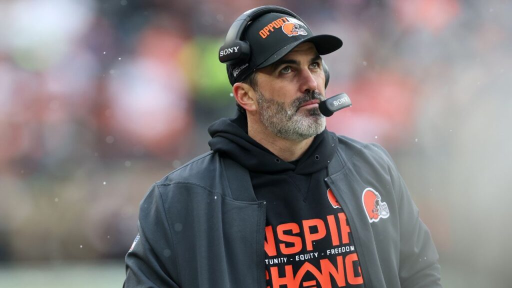 Cleveland Browns head coach Kevin Stefanski looks on against the Tennessee Titans during the first quarter at Huntington Bank Field.