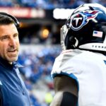 Tennessee Titans head coach Mike Vrabel congratulates wide receiver A.J. Brown (11) on his touchdown during the second quarter at Lucas Oil Stadium Sunday, Oct. 31, 2021 in Indianapolis, Ind. Titans Colts 063